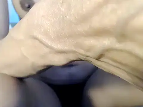 Trish_CurveCock webcam