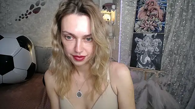 NickyAdamidi webcam