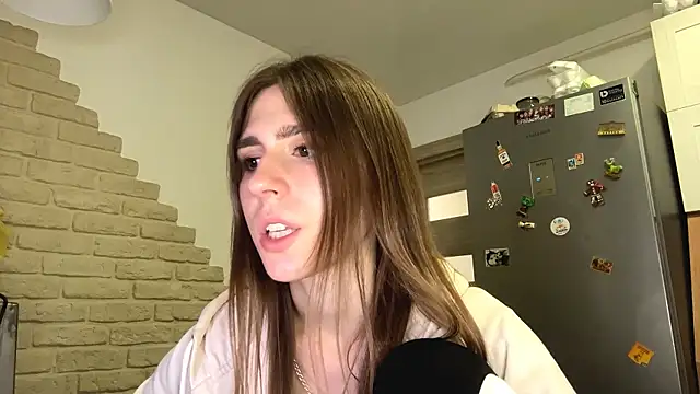 ZaraGuyette webcam