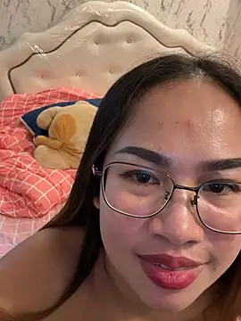Ponthip webcam