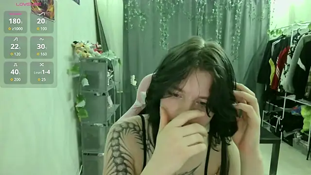 VeIvetLure live cam on StripChat