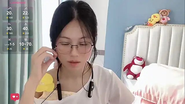 Luna-666 webcam