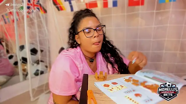 nicolemorelli2 (F young) - KEEP FILLING MY PUSSY
