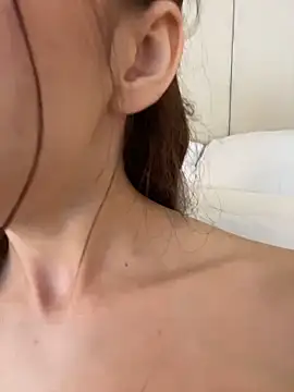 LucianaAriaas webcam