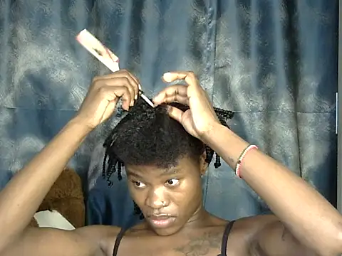 sweetblackbeauty001 webcam