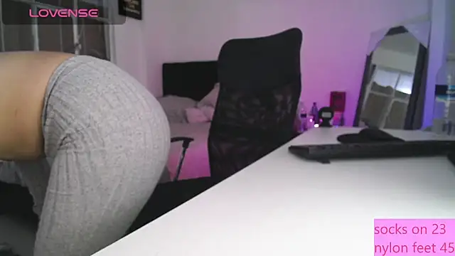 Estefany777 webcam