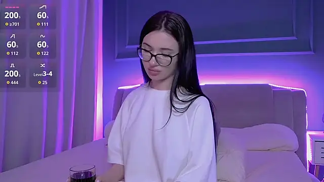 IvyNoirr webcam
