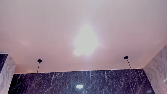 LatinaHoleQueen webcam