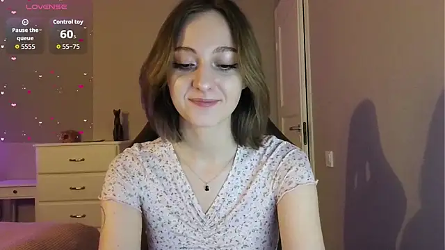 white_liillyy webcam