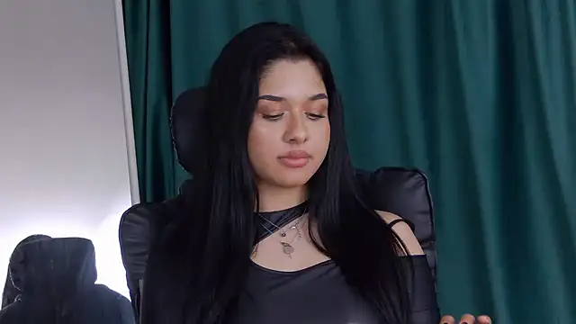MissNaomiBelle webcam