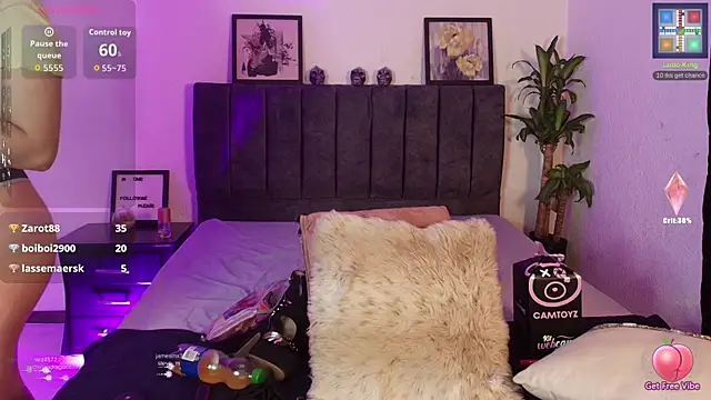 Mia_Collins_21 webcam