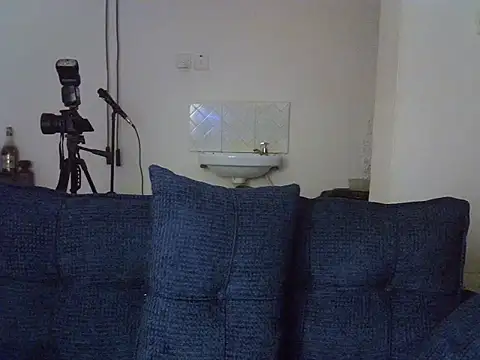 Thee_Biggest webcam