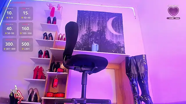 MIss_Kendall_ webcam