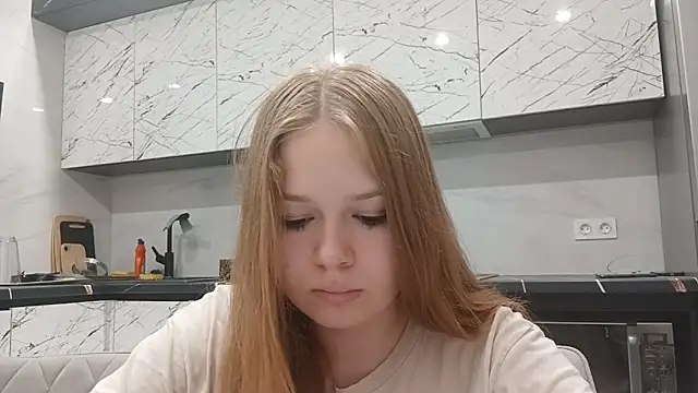 KarinaBestie