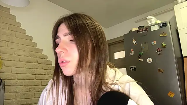 zaraguyette's live room
