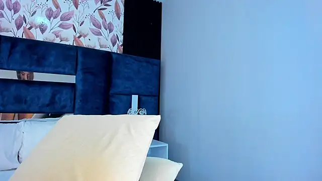 AmmyJones_ webcam