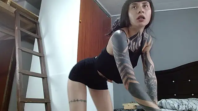 Emilia_1995 webcam