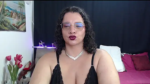 Aleja_Gonzales webcam