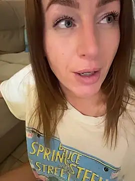 ChristinaSiemone webcam