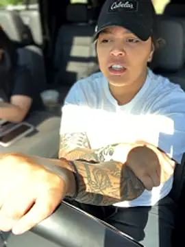miacanela_xo webcam