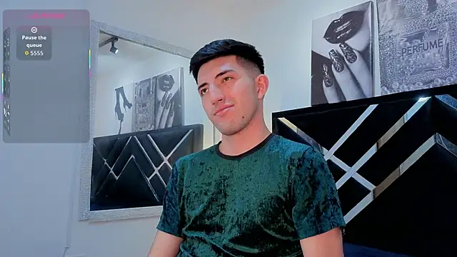 Un_Sluttyy webcam
