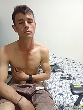 torvyHot live cam on StripChat