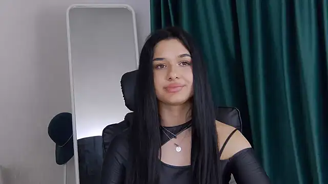 MissNaomiBelle webcam