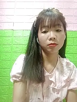 AmyLinee01 webcam