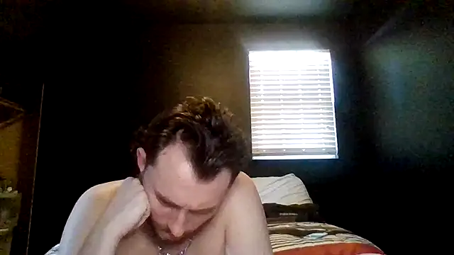 Cloudyydayzz live cam on StripChat