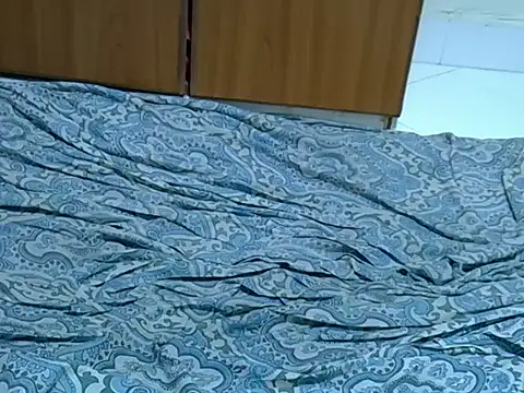 icy_pearl webcam
