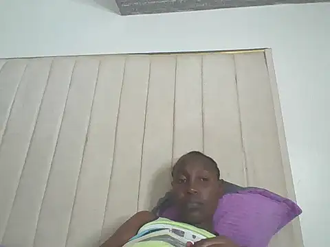 naughty_amber5 webcam