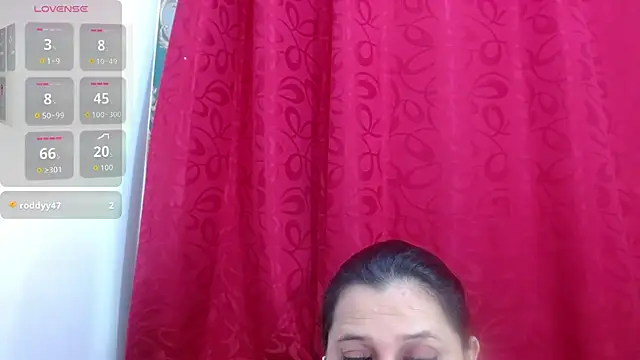 Kerly_Doll webcam