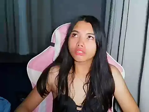 cutie_milker webcam