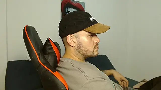 holegape webcam