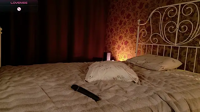 Miley_Shine webcam
