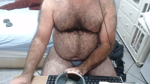 MysterBearMG webcam
