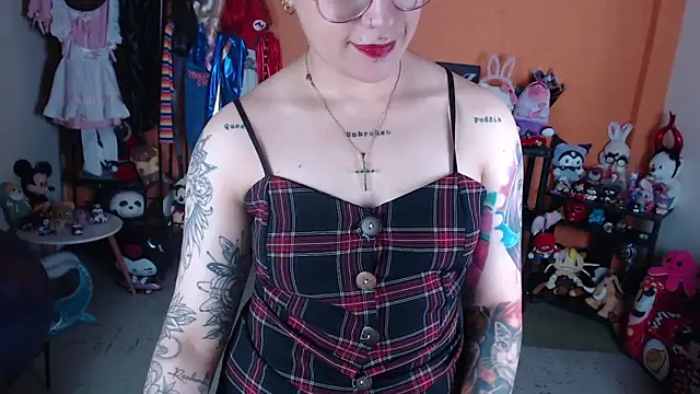 MissMiia2 webcam