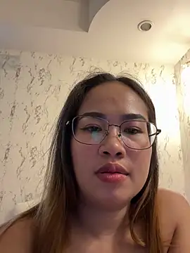 Ponthip webcam