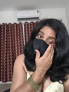 Cute-Maanvi Live Webcam on Stripchat