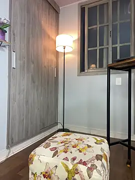 Nnnaina - Trans webcam sex chat