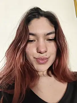 Victoria_Beaumont webcam