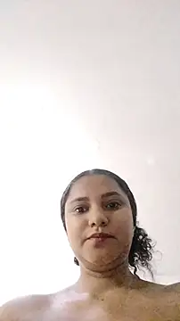 LiaRose- webcam