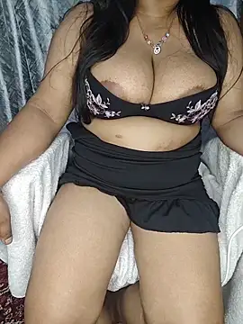 curvy_pooja (F young) - Ice on boobies 🧊🧊😈