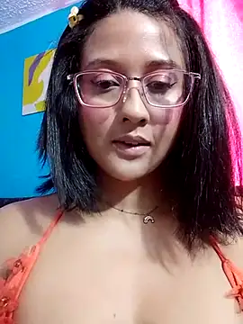 Sofia__101 webcam