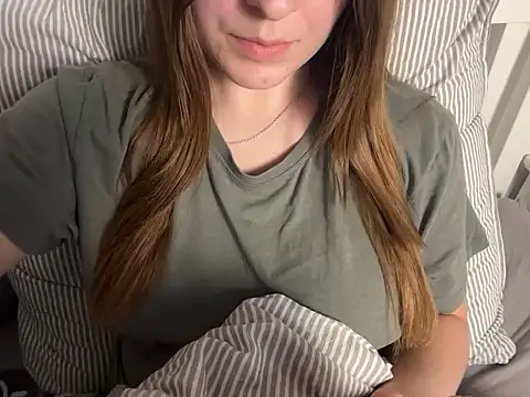 Lucyschickt webcam