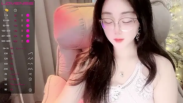 Monica-666888- webcam