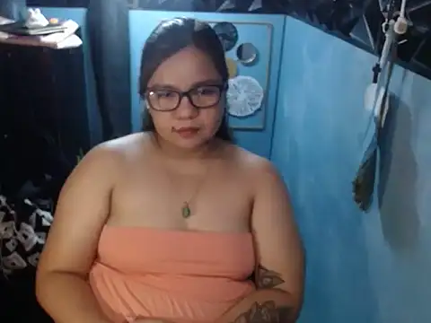 ambersmile live cam on StripChat