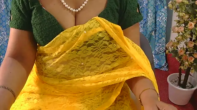 Mallu_Manisha webcam