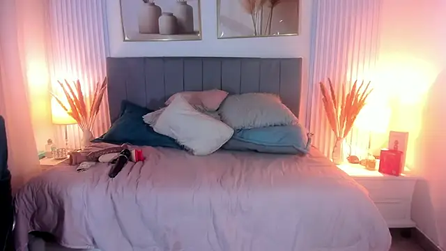 _lara1 webcam