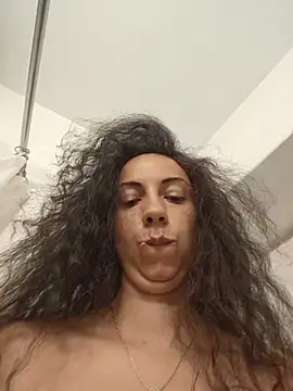naughty69curls webcam